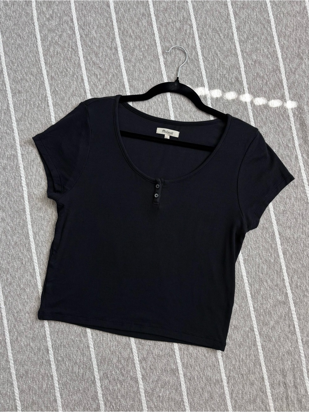 Madewell Short Sleeve Robbed Henley Crop Top
